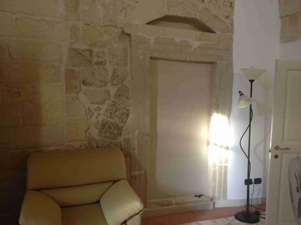 Casa Vacanze B&B Regina Maria レッチェ エクステリア 写真